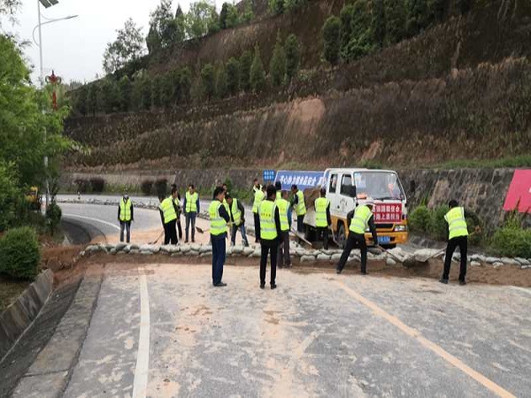 1680576554799659.jpg 1678242522332608.jpg