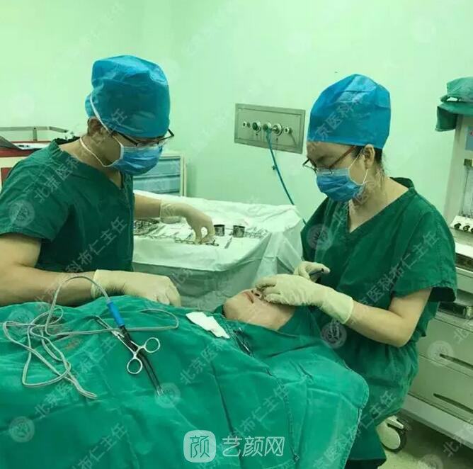 北京八大處整形布仁全切雙眼皮真實(shí)案例|圖