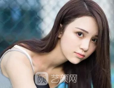 雙眼皮有多重要?熱巴、趙薇90%的女明星，雙眼皮全是人工的