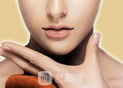 做了全臉脂肪移植+磨骨等一系列手術(shù) 現(xiàn)在美翻了