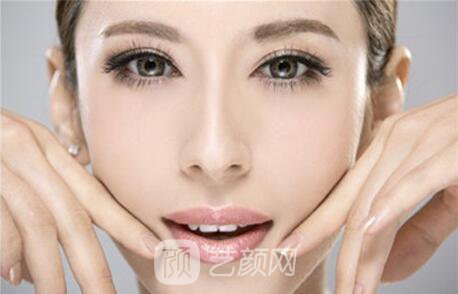 看我的韓式鼻子整形對(duì)照?qǐng)D，前后差距是否很大