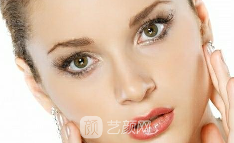 墊鼻子后終于看到鼻梁了好開(kāi)森～