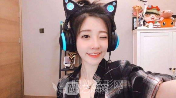 斗魚(yú)第一女主播馮提莫的進(jìn)化史：從素人到網(wǎng)紅！