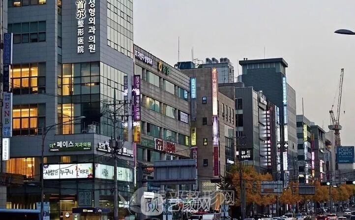 韓國(guó)割雙眼皮多少錢(qián)