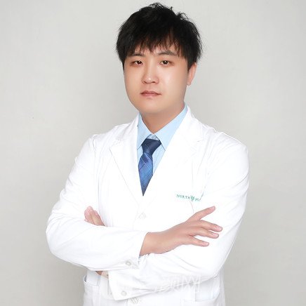 張?zhí)旌?  /></dt>
                        <dd>
                            <p class=