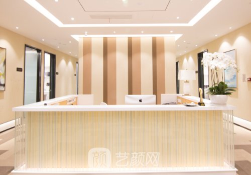 成都高亮現(xiàn)在在哪家醫(yī)院