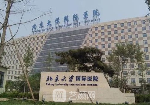 韓巖醫(yī)生是整形界的大佬