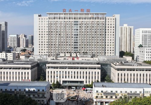 西安腹壁整形醫(yī)生有誰(shuí)?熱